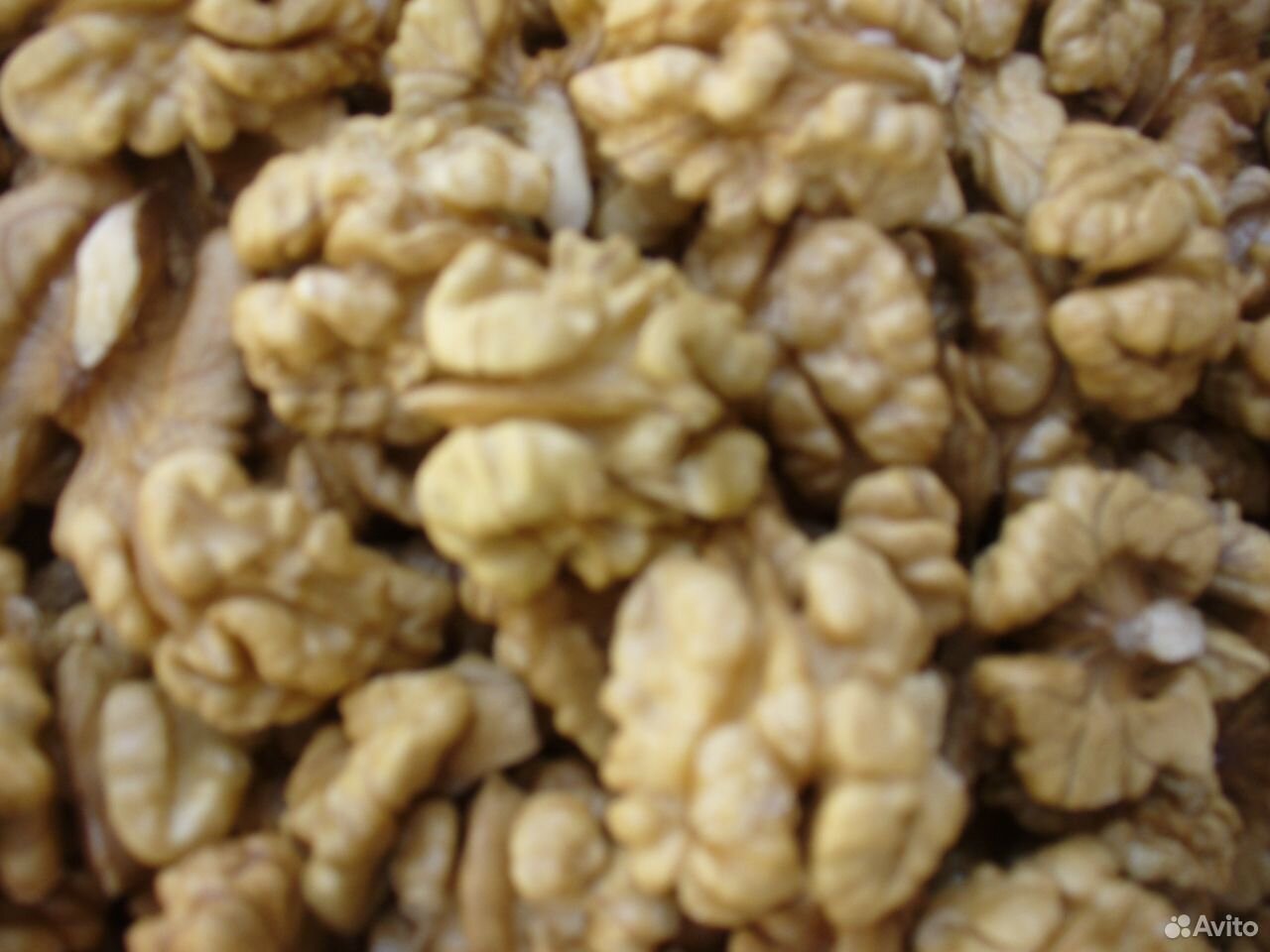 Очищенные золотистые грецкие орехи купить на Зозу.ру - фотография № 2