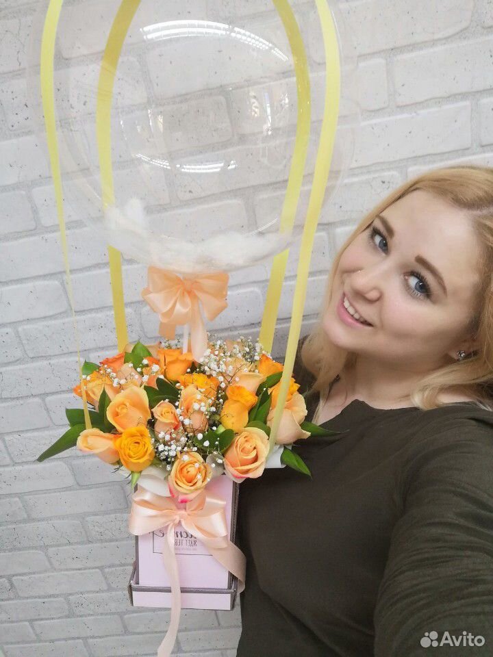 Композиция из 25 роз с шаром купить на Зозу.ру - фотография № 2
