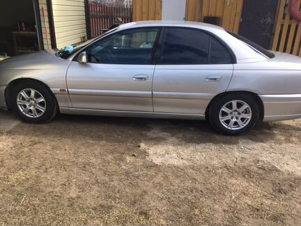Opel Omega 2.2 МТ, 2000, седан