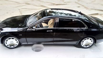Mercedes Maybach s class almost real 1/18