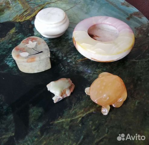 Сувенир камень