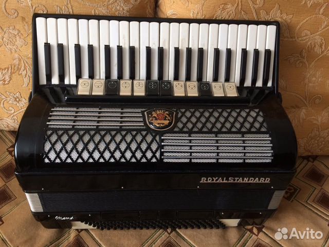Аккордеон Royal standart Montana