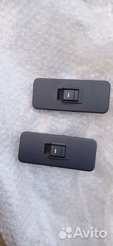 Кнопка стеклоподъемника пассажиркого Discovery 3