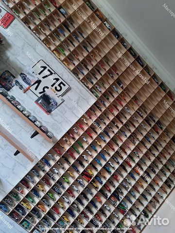 Полка, гараж для 100 машинок Hot Wheels 