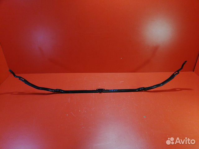 Усилитель бампера передний Volkswagen Touareg CR7