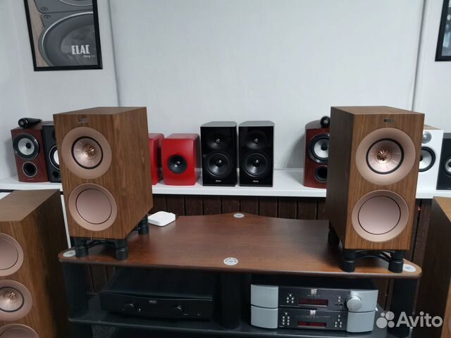 KEF R3