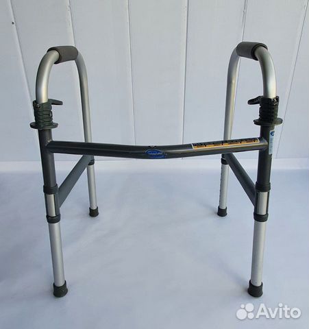 Ходунки Invacare (нешагающие)
