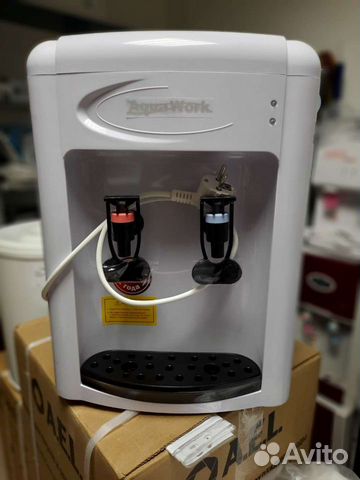 Настольный кулер для воды