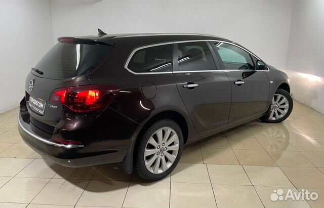 Opel Astra `2013