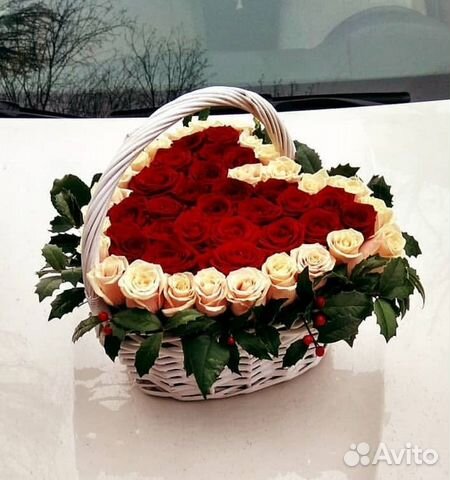 Розы Букет 51 роза в корзине
