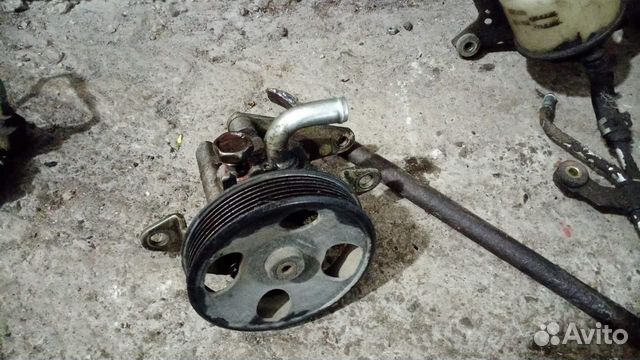 Nissan primera p12 насос гура