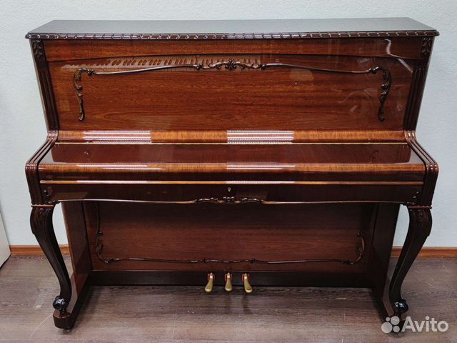 Чешское пианино Petrof