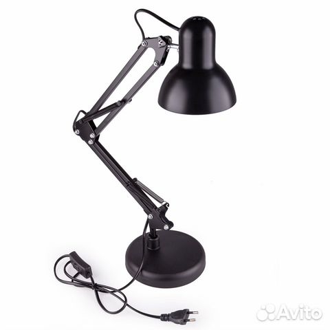 Настольный светильник на струбцине