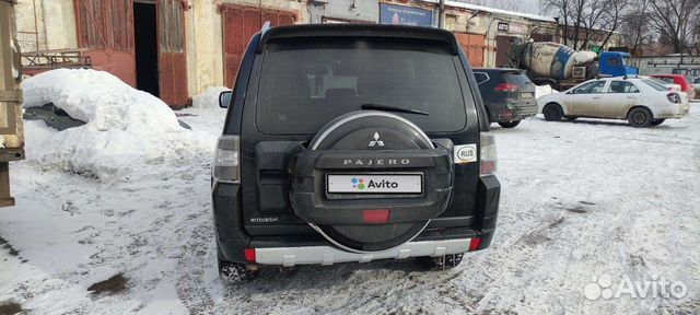 Mitsubishi Pajero 3.2 AT, 2011, 226 000 км