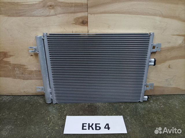 Радиатор кондиционера Ниссан Альмера