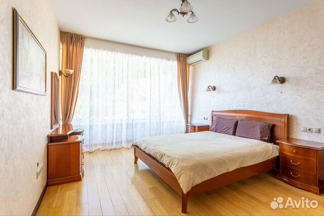 

1-к. квартира, 56 м², 3 кровати