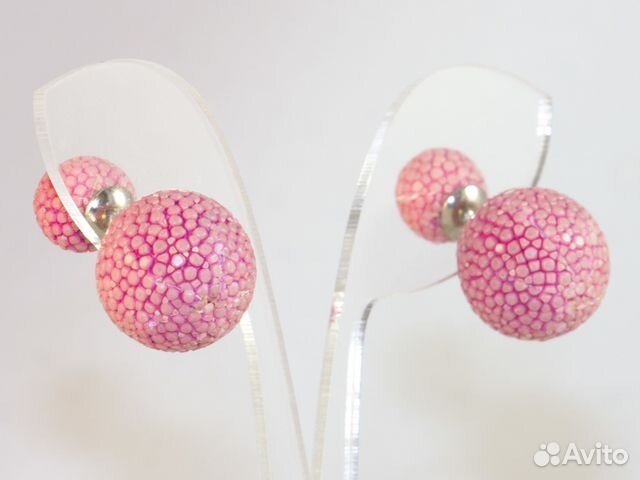 Серьги диор из кожи ската