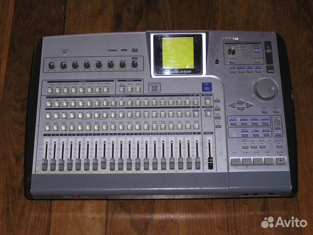 24-х канальная портастудия tascam 2488