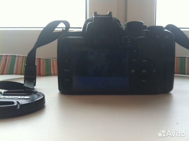 Зеркальный фотоаппарат olympus E-520 Зеркальный фотоаппарат olympus E-520