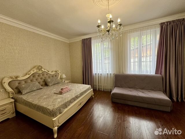 

4-к. дом, 200 м²