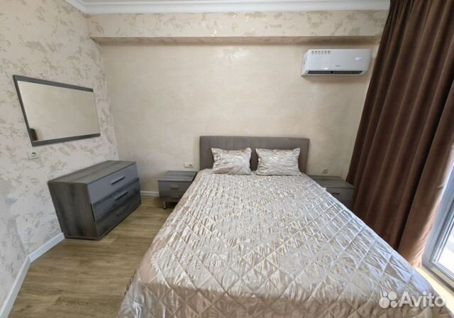 

1-к. квартира, 40 м², 4/10 эт.