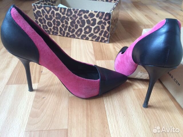 Кокетливые шпильки от River island