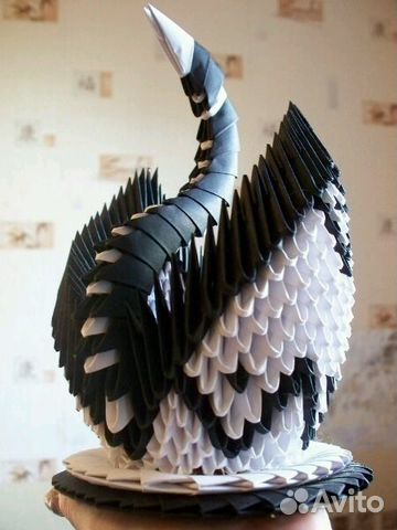 Лебедь в стиле модульного оригами