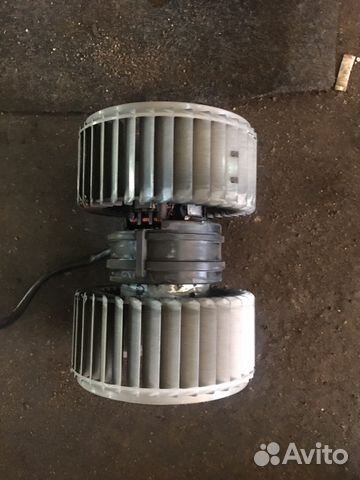 Электродвигатель печки для ауди А8 Д3 Электродвигатель печки для ауди А8 Д3