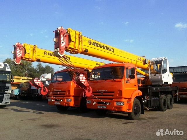 Услуги аренды автокрана 25 и 32 тонны 21-47 метров Услуги аренды автокрана 25 и 32 тонны 21-47 метров