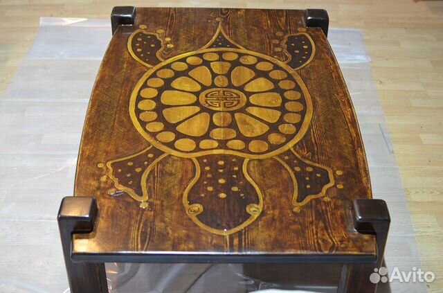 Чайный стол новый с черепахой