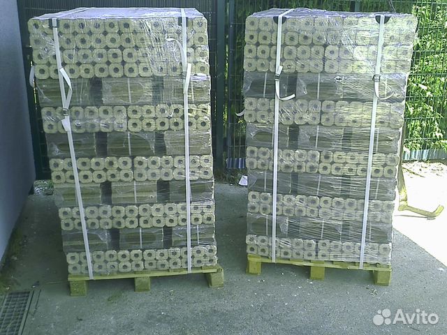 Евродрова Pini Kay (бруски с отверстием) Евродрова Pini Kay (бруски с отверстием)