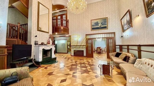 

8-к. дом, 1550 м²