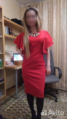 Коктейльное красное платье