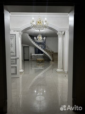 

10-к. и более дом, 350 м²