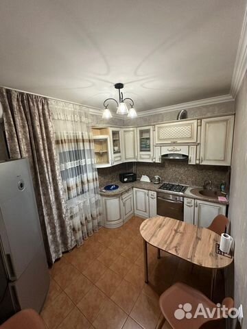 

1-к. квартира, 54 м², 3 кровати