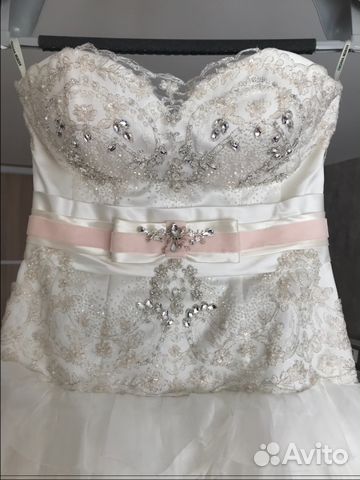 Потрясающее платье Оксаны Мухи Santa