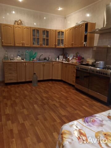 

3-к. дом, 200 м²