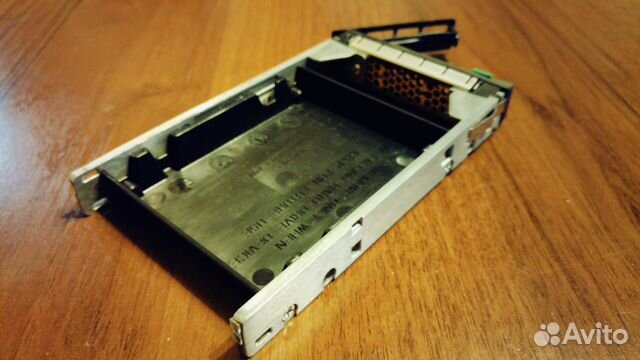 Салазки SAS/SATA 2,5 Салазки SAS/SATA 2,5