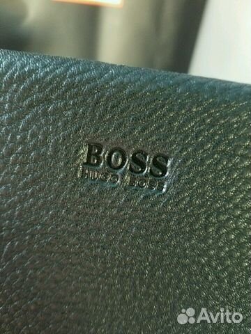 Мужской кожанный клатч-портмоне Hugo Boss зима 20 Мужской кожанный клатч-портмоне Hugo Boss зима 20