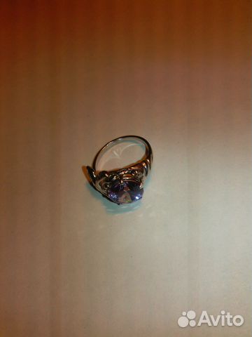 Кольцо с фианитом Кольцо с фианитом