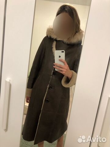 Дубленка из кожи с меховым капюшоном Дубленка из кожи с меховым капюшоном
