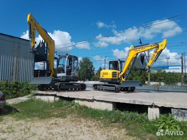 Экскаватор в аренду