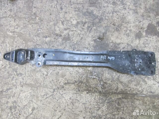 Балка передняя продольная АКПП Nissan Primera P12