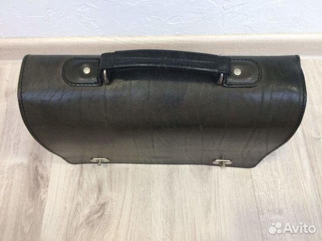 Кожаный мужской портфель Кожаный мужской портфель