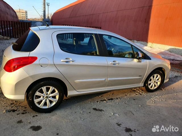 Peugeot 308 1.6 AT, 2011, 47 573 км