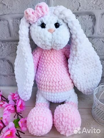 Вязаная игрушка зайка Вязаная игрушка зайка