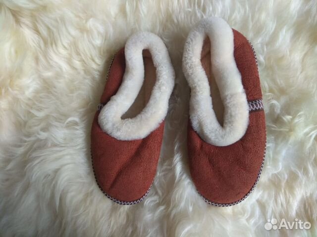Мужские чувяки из овчины. Мужские тапочки меховые Мужские чувяки из овчины. Мужские тапочки меховые