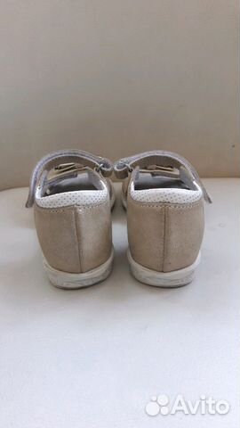 Сандалии элегами р.28 Сандалии элегами р.28