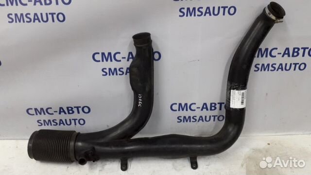 Патрубок воздушный Volvo S80 2.8T 1998-2001 Патрубок воздушный Volvo S80 2.8T 1998-2001