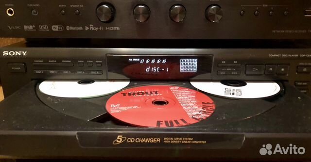 CD проигрыватель на 5 дисков Sony CDP CE-405